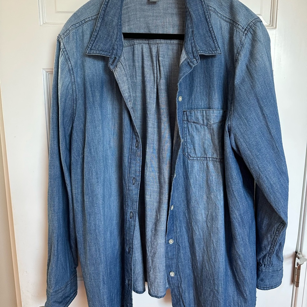 Old Navy Men's Light Blue Denim Shirt Jacket